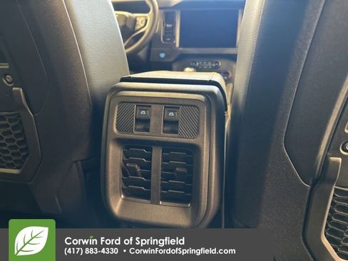 New 2025 Ford Bronco Badlands image 39