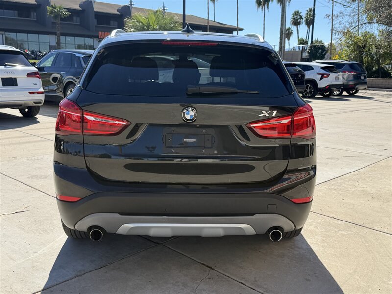 Used 2018 BMW X1 xDrive28i AWD/4WD image 3
