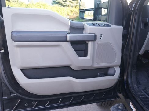 Used 2018 Ford F450 XLT w/ XLT Value Package AWD/4WD image 17