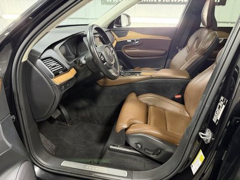 Used 2019 Volvo XC90 T6 Inscription w/ Luxury Package image 13