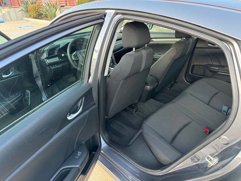 Used 2020 Honda Civic LX image 8