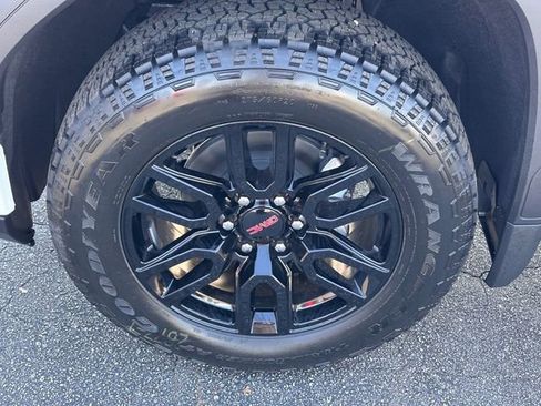 New 2026 GMC Sierra 1500 Elevation w/ Elevation Premium Package image 14