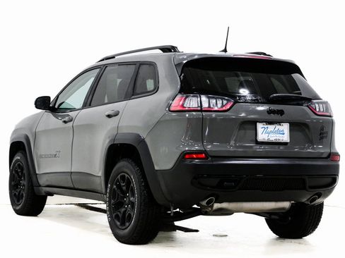 Used 2022 Jeep Cherokee Latitude w/ Sun & Sound Group image 9