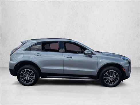Used 2024 Cadillac XT4 Sport AWD/4WD image 4