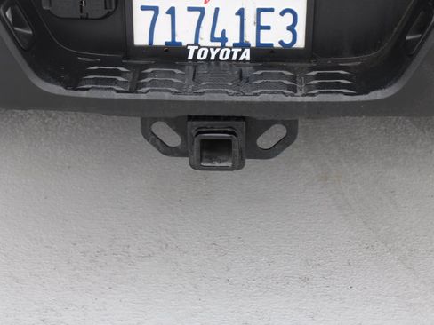 Used 2021 Toyota Tacoma TRD Sport w/ TRD Premium Sport Package image 5