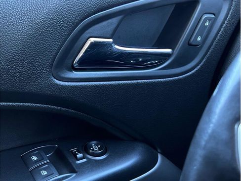 Used 2019 Chevrolet Colorado LT w/ LT Convenience Package image 17