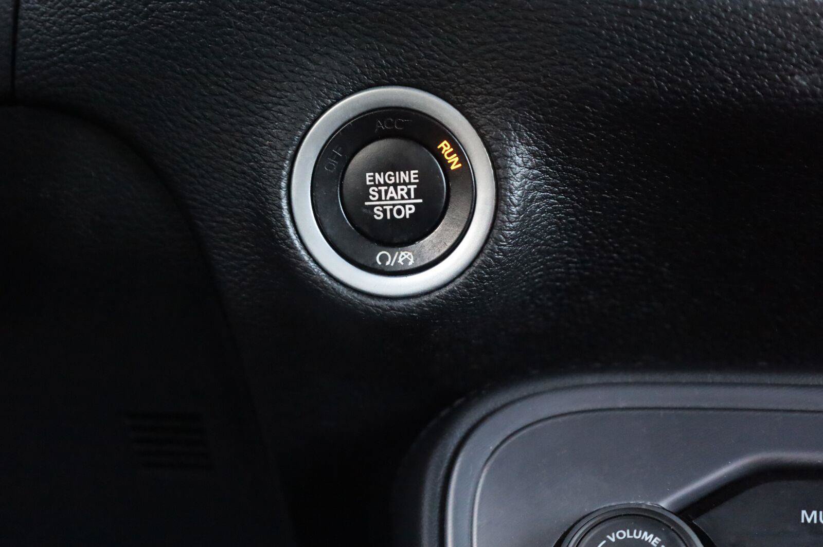 Used 2023 Dodge Challenger GT RWD image 29