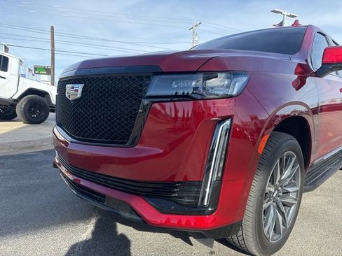 Used 2024 Cadillac Escalade Sport Platinum image 27