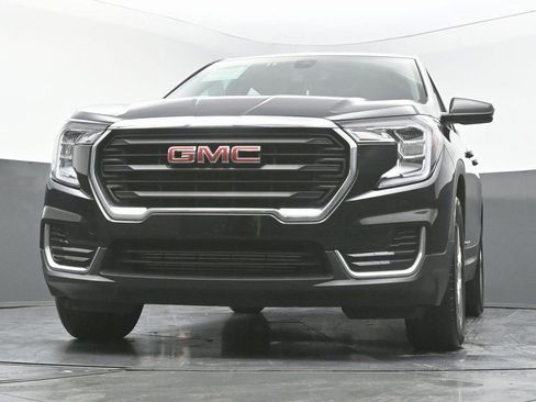 Used 2024 GMC Terrain SLE image 52