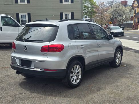 Used 2018 Volkswagen Tiguan Limited w/ Premium Package AWD/4WD image 7
