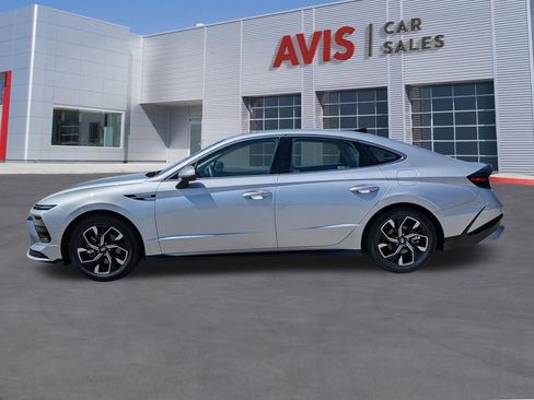 Used 2025 Hyundai Sonata SEL FWD image 10