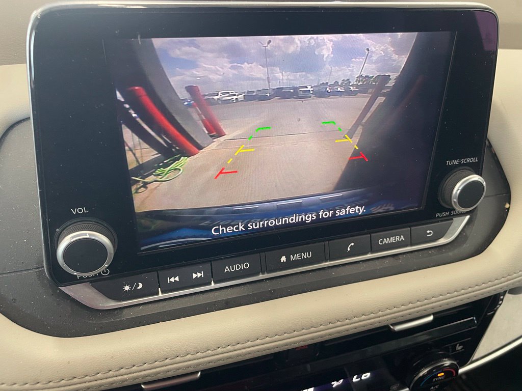 Certified 2023 Nissan Rogue SV w/ SV Premium Package FWD image 8