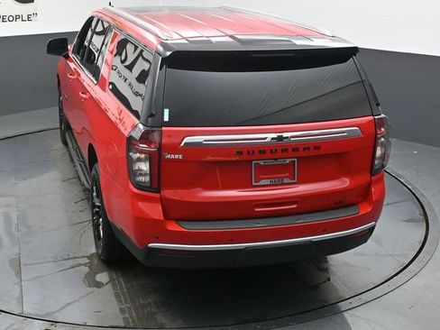Used 2022 Chevrolet Suburban LT w/ LT Signature Plus Package image 59