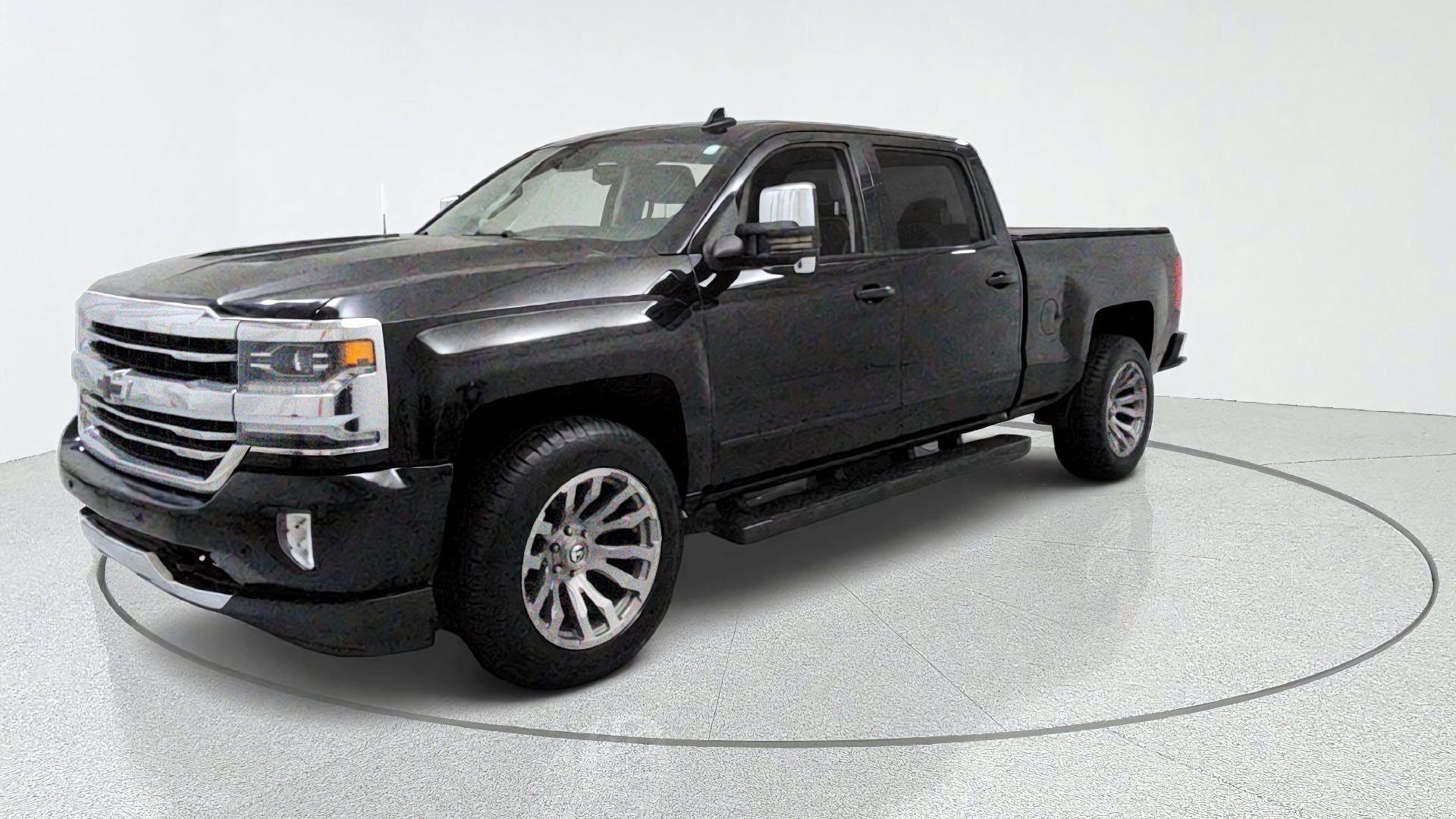 Used 2018 Chevrolet Silverado 1500 High Country AWD/4WD image 1