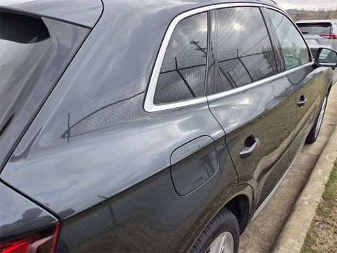 Used 2019 Audi Q5 2.0T Premium Plus w/ Premium Plus Package image 8