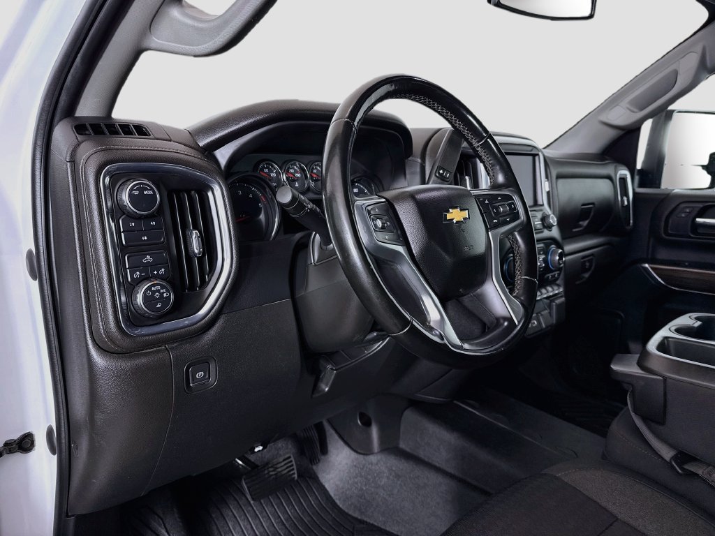Used 2023 Chevrolet Silverado 2500 LT AWD/4WD image 9