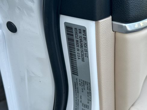 New 2025 Jeep Grand Cherokee Limited w/ Luxury Tech Group II image 29