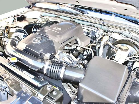 Used 2006 Nissan Pathfinder SE w/ (P01) Se Premium Pkg image 34