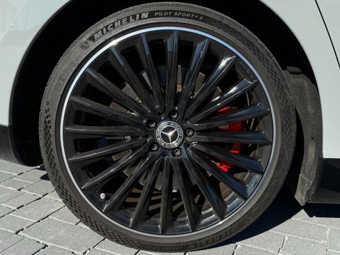 Used 2023 Mercedes-Benz EQE 500 4MATIC Sedan image 46