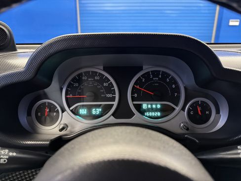 Used 2008 Jeep Wrangler Sahara w/ Dual Top Group image 14