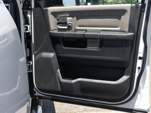 Used 2012 RAM 2500 Big Horn image 40