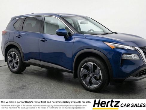 Used 2025 Nissan Rogue SV AWD/4WD image 1