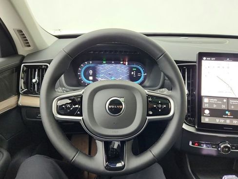 New 2025 Volvo XC90 T8 Plus w/ Protection Package Premier image 29