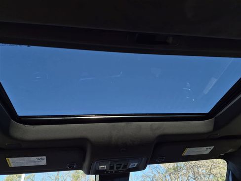 New 2026 GMC Sierra 2500 Denali Ultimate w/ Max Trailering Package image 15