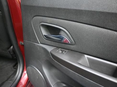 Used 2016 Chevrolet Cruze LT FWD image 33