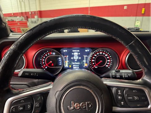 Used 2019 Jeep Wrangler Unlimited Rubicon AWD/4WD image 10