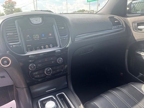 Used 2016 Chrysler 300 S w/ 300S Premium Group RWD image 11
