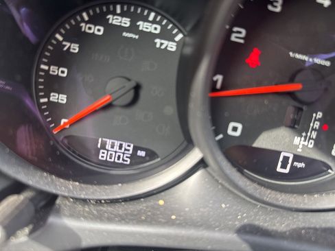 Used 2021 Porsche Macan Base image 21