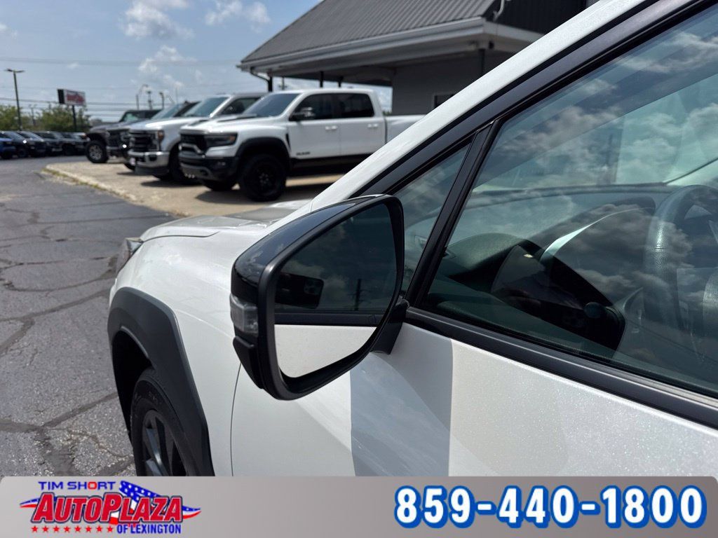Used 2024 Subaru Outback Onyx Edition AWD/4WD image 16