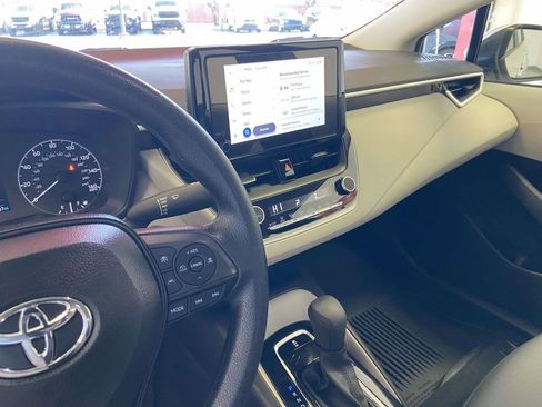 Certified 2025 Toyota Corolla LE w/ Convenience Package image 10