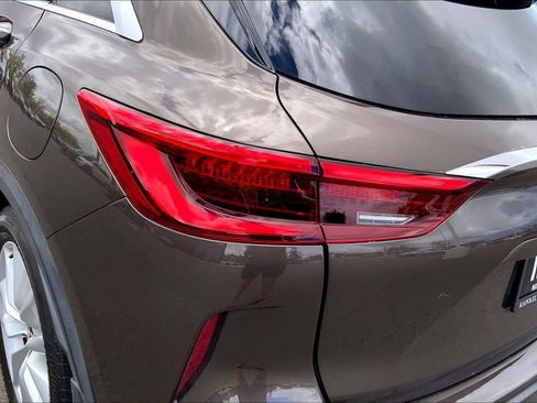 Used 2019 INFINITI QX50 Essential w/ Cargo Package FWD image 28