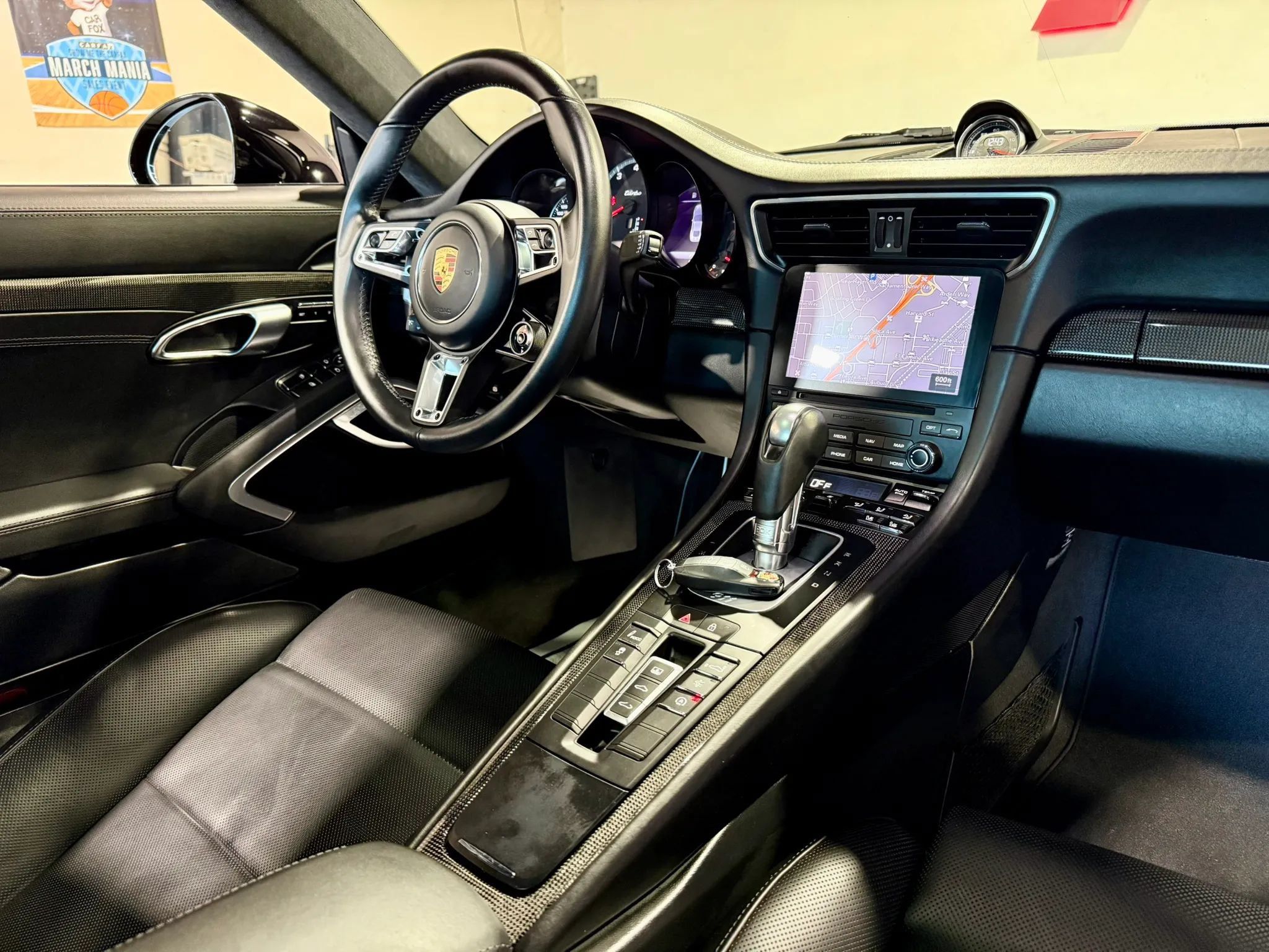 Used 2019 Porsche 911 4 Coupe AWD/4WD image 15