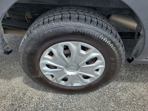 Used 2023 Ford Transit 350 XLT RWD image 6