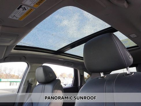 Used 2023 Acura RDX w/ Technology Package image 4