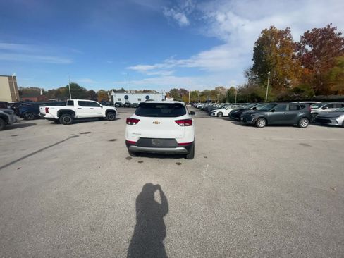 Used 2025 Chevrolet TrailBlazer LT image 16