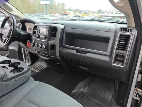Used 2014 RAM 1500 Tradesman w/ Power & Remote Entry Group image 18