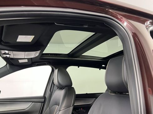 Used 2024 MAZDA CX-90 Plug-In Hybrid w/ Premium Plus image 22