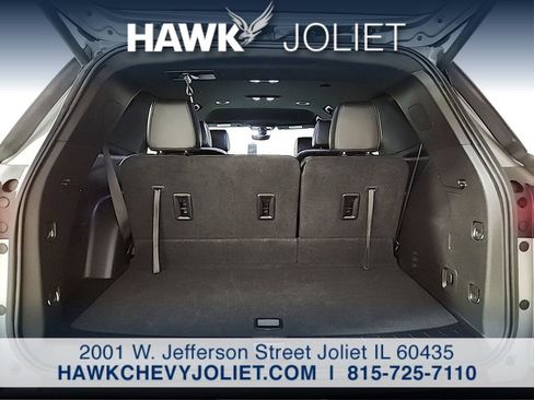 Used 2023 Chevrolet Traverse RS AWD/4WD image 23