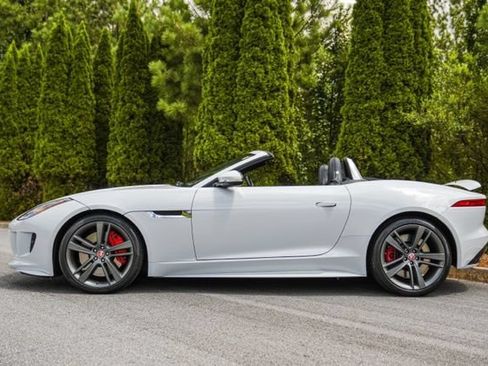 Used 2017 Jaguar F-TYPE S RWD image 9