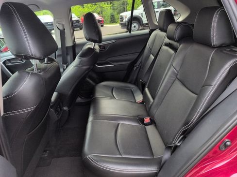 Used 2019 Toyota RAV4 LE w/ Carpet Mat Package AWD/4WD image 22