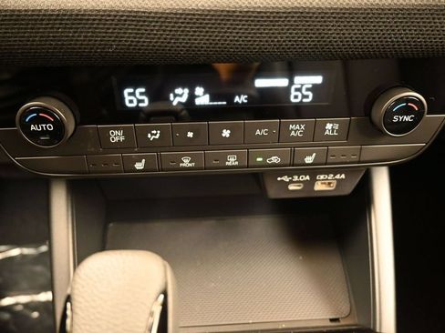 New 2026 Subaru Outback Premium AWD/4WD image 34