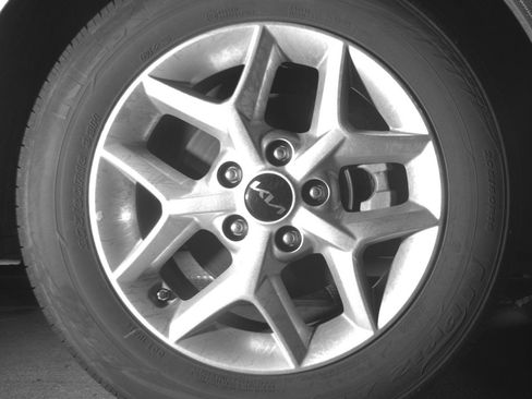 Used 2025 Kia Soul LX w/ LX Technology Package image 12