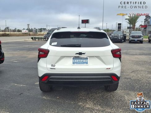 Certified 2025 Chevrolet Trax RS w/ Driver Confidence Package image 19