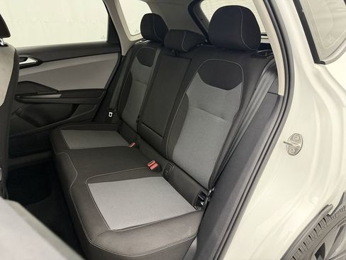 Used 2022 Volkswagen Taos S image 32