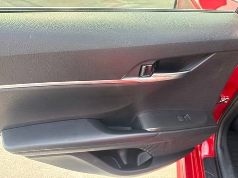 Used 2024 Toyota Camry SE FWD image 22
