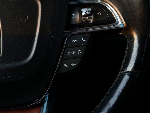 Used 2019 Lincoln Navigator Select image 50
